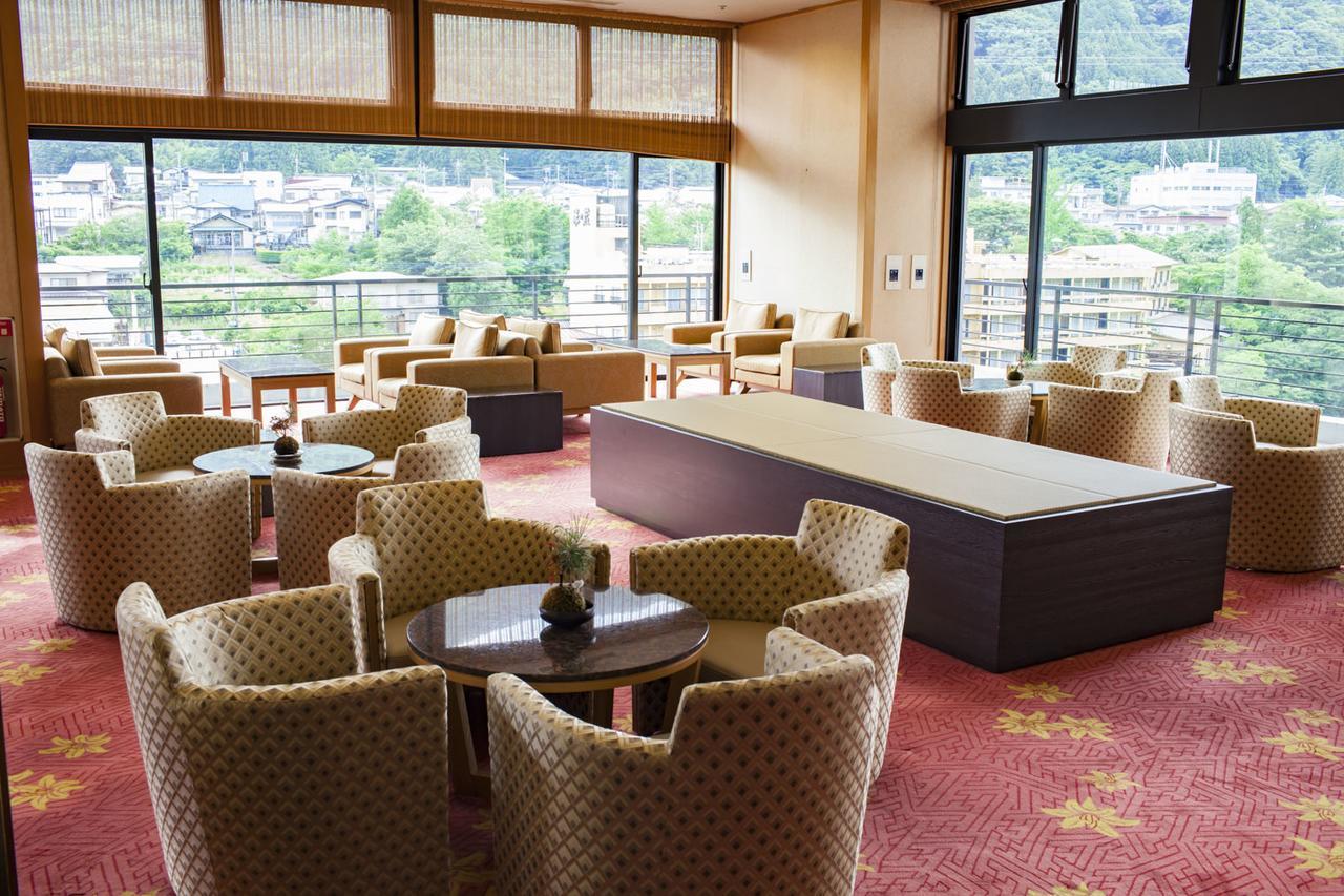 Отель Kinugawa Onsen Sanraku Никко Экстерьер фото